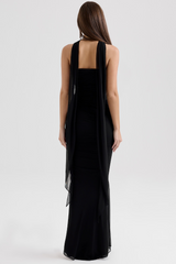 Modelo veste Conjunto Vyva Bustier Melissa elegante e refinado