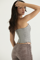 Vista traseira do Corset Vyva Lena com zíper e caimento estruturado